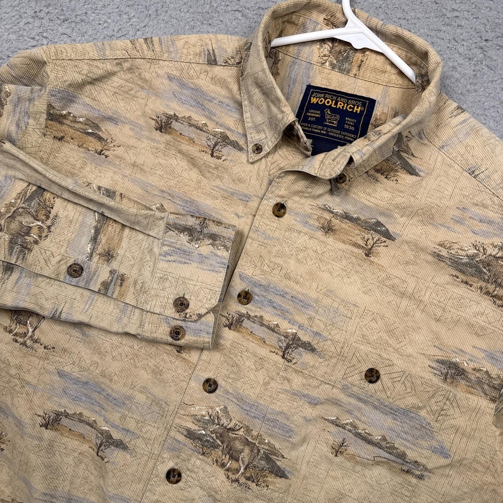 Woolrich Shirt Mens Large Beige Corduroy Long‎ Sleeve Button Up Wildlife